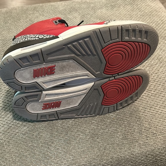 JORDAN 3 CHICAGO MENS SIZE 8.5 - Picture 16 of 16